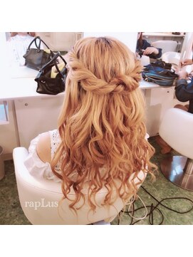 ヘアアンドメイク スタジオ ラプラス(HAIR&MAKE STUDIO rapLus) ☆ねじり編みハーフアップ☆