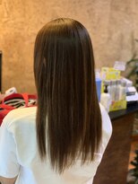 アークスヘアー&nbsp;スタイリング簡単♪イルミナアッシュベージュ×ストレート