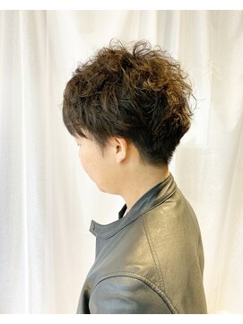 コンドウグラウンドオオイタヘアー(Kondo Ground Oita hair) メンズのパーマ