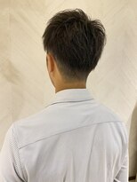 ロンド ストラーダ 心斎橋(Lond strada)&nbsp;アップバング　刈り上げスキンフェード　コンマヘア