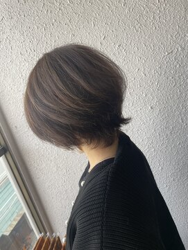 ディー エメ(D-aimer-) くせっ毛でも遊べるショートスタイル☆