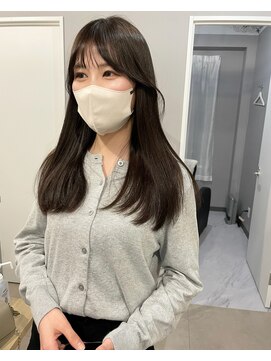 アトレ(attrait) ＊透ける地毛風グレージュ ロングヘア 顔周りカット 大阪 天王寺