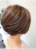 ショート×ハイライト×ベージュカラー