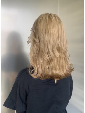 ピンク バイ アンジェリカ 瓢箪山店(PINQ by ANGELICA) ハイトーンベージュ