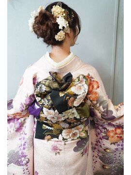 ドッツ(Dots.) 『Dots.』成人式・ヘアセット・着付け・メイク