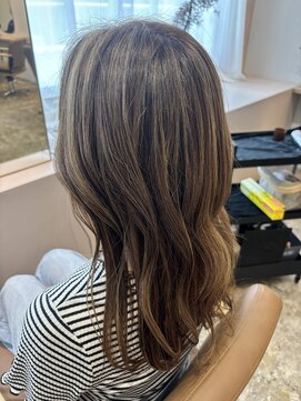 ユッカアカデミー(YUCCA academy) 【 YUCCA 】ナチュラルハイライト/ベージュカラー