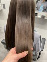 アルター(aL ter)&nbsp;【ロング×ブラウン】前髪/アンブレラカラー/イメチェン/林愛華