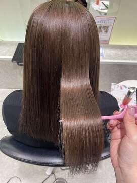 リー 尼崎(Lee) ハリツヤ / 髪質改善カラー