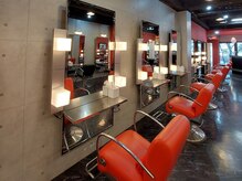 ニイチニドットラボ(212.LAB)の雰囲気（広々とした店内で、ゆっくりくつろいでいただけます。）