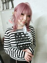 ノラ シブヤ(NORA)&nbsp;★薄ピンクレイヤーカットウルフカットハッシュカットピンク