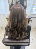 ジュノ(Jeuno) イルミナのベージュカラー♪