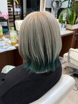 ヘアーアンドエステ ハラダ 滝ノ水店(Hair&Esthe Harada) デザインカラー/エンドカラー/ミルクティベージュ×グリーン