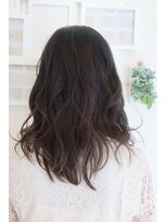ヘアーアンドネイルフォレスト(Hair&Nail FOREST.)&nbsp;ランダムな動きと大人の控え目カラー