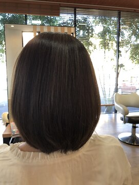 ベルポートヘア(Bellport hair) 大人グラデーションボブ