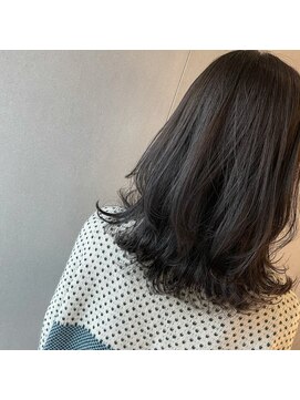 チャコレ 北千住店(Chacolle) 切りっぱなしレイヤー×カーキーアッシュ