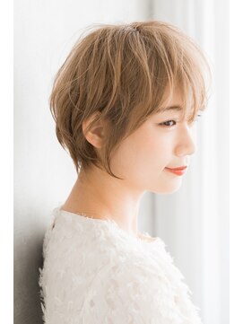 エスドットブルーム(S.BROOM) 【S.BROOM　なんば】ナチュラルショート