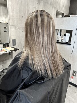 リッシュ(RISH) バレイヤージュ/セミロング/ロング/10代/20代/30代/ボブ#U7PY