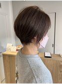 ショートカット×くすみベージュ