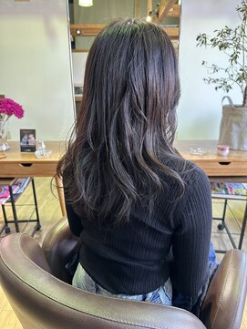 ミンピ(mimpi) ダークアッシュグレージュ