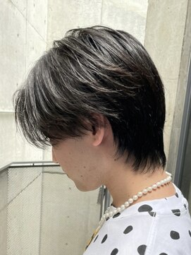 イーラ(era) センターパートウルフ毛流れナチュラル長め