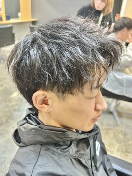 ニアウ 伊勢崎連取店(Niau) メンズマッシュパーマツイストスパイラルパーマ波巻きパーマ