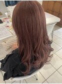 ピンクベージュ