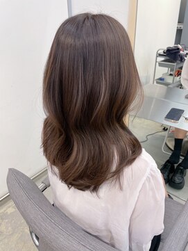 ノク 渋谷(nok) ココアベージュミディアムヘア_オリーブベージュレイヤーカット