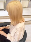 ブロンド×ブリーチ×切りっぱなしbob