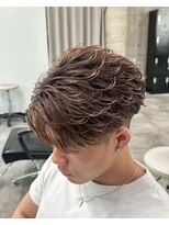 イーラ 2d(era)&nbsp;ブラウンベースメッシュ フェザーショート