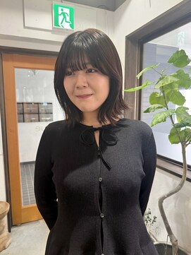 ユエ(Yue) beigecolor × bob