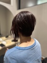 アンビス(1bis) 個性派ショート×ワインレッド★