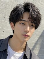 オグジュアリー 表参道(aux.)&nbsp;毛流れハンサムショートセンターパートメンズ黒髪爽やか