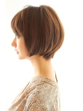 レウナ 外苑前(Reuna) 大人の女性に人気ショートカットが上手いお店