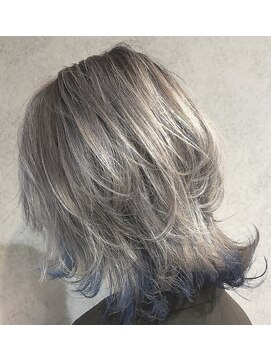 ヘアサロンM 新宿 デザインカラー/厚めバング/ローライト/スリークボブ