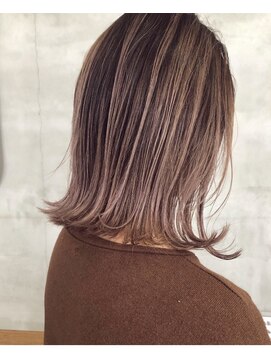 リリ(Riri) ピンクベージュ