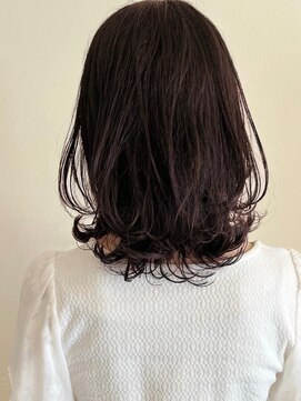 トップヘアー アヴェニュー 刈谷(TOPHAIR Avenue) 繊細な髪の揺れがかわいいミディーボブ/アッシュブラック