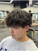 メンズマッシュウルフセンターパート波巻きパーマツイストパーマ