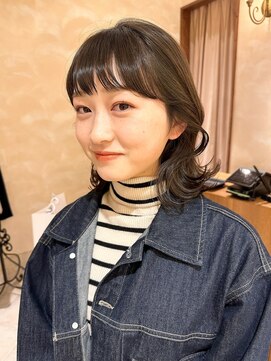 ビュートリアム265(BEAUTRIUM 265) ミディアム/くびれレイヤー/レイヤーカット/顔周りカット/銀座