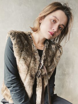 アルバム 池袋(ALBUM) 外ハネボブ_フルバングレッドブラウンハッシュカット_8993