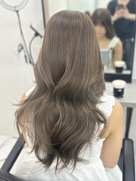 エヴァー(ever) ＊透明感抜群イルミナオリーブ＊［渋谷/髪質改善］