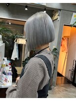 ウーフ(U-fu) ハイトーンシルバー/ハイトーングレー/シルバーグレージュ