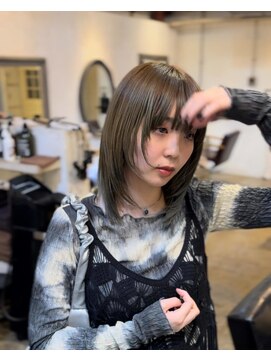 アデ オモテサンドウ(ade omotesando) 美髪+顔周りレイヤー