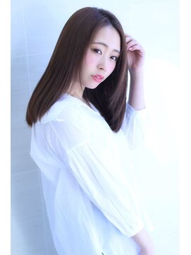 オーロ Costa西宮北口(ORO) 20代30代40代50代斜めバンググレージュカラーシルキーベージュ