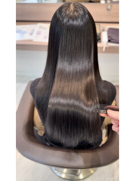 レアリバイケンジ(leali by KENJE) 30代ロング髪質改善ストレート