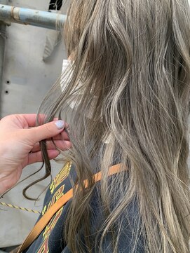 デコラ DECOR 透け感オリーブグレージュ