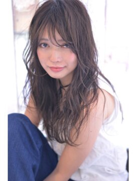 ブエナビスタ(BUENA VISTA) ラフさが可愛い小顔ヘア☆切りっぱなしボブマッシュウルフオン眉