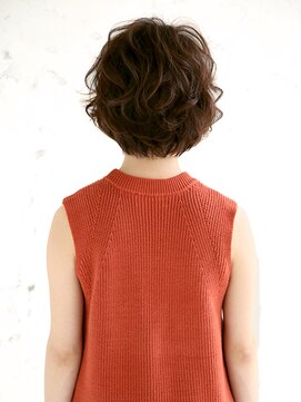 フーチー クーチー ヘッド ショップ 曽根本店(FUCHI KUCHI head shop) たっぷりレイヤーなショートボブ