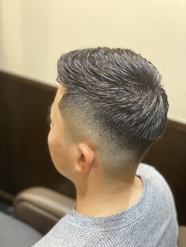 ヒロギンザバーバーショップ 神楽坂店(HIRO GINZA BARBER SHOP) ナチュラルベリーショートフェード