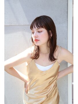 キサイ バズ(kisai BUZZ) kisaiBUZZ＊西川史浩 つや感◎ミディアムスタイル