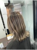 シャドウルーツ ミルクティーベージュ ミルクティーグレージュ